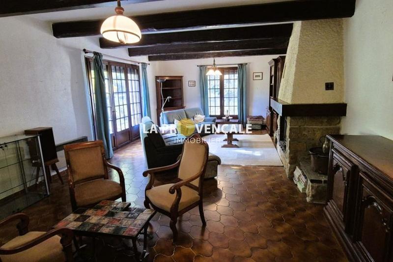 Villa - 210 m² - 7 pièces