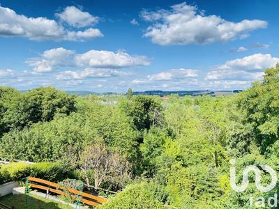 Maison - 227 m² - 10 pièces