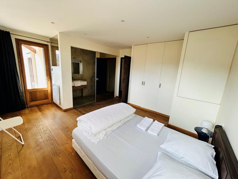 Maison - 200 m² - 6 pièces