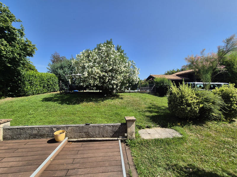 Maison - 211 m² - 7 pièces