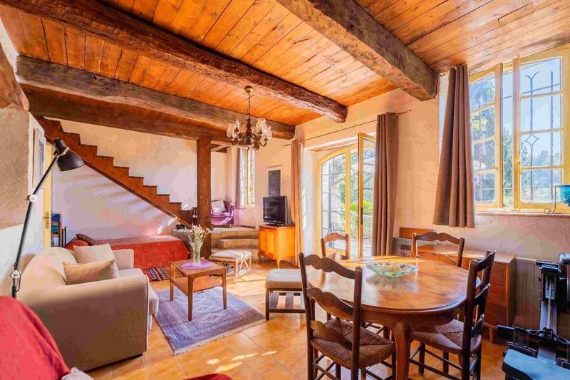 Maison - 253 m² - 9 pièces