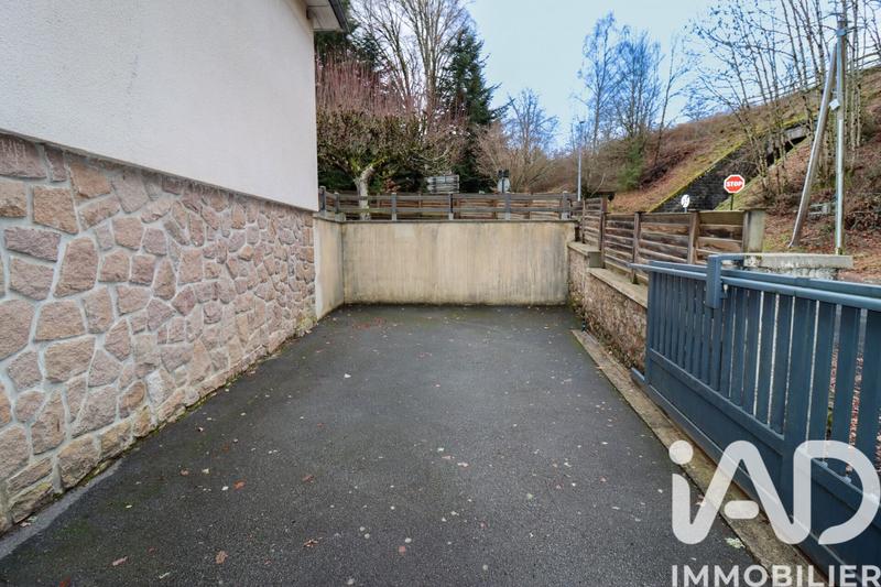Maison - 170 m² - 9 pièces