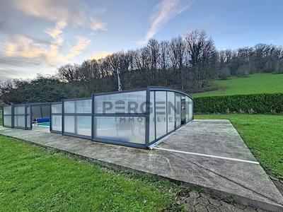 Maison - 127 m² - 5 pièces