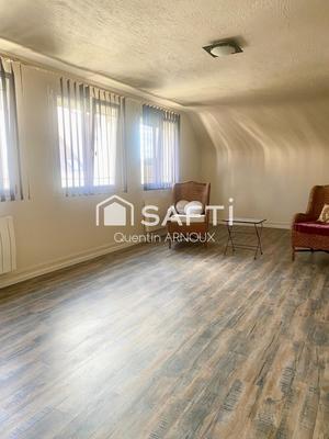 Appartement - 137 m² - 4 pièces