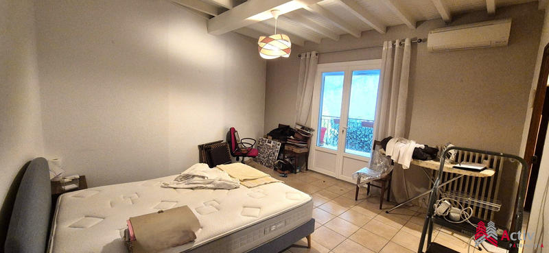 Maison - 158 m² - 6 pièces