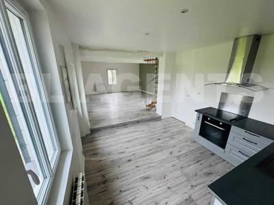 Maison - 69 m² - 4 pièces