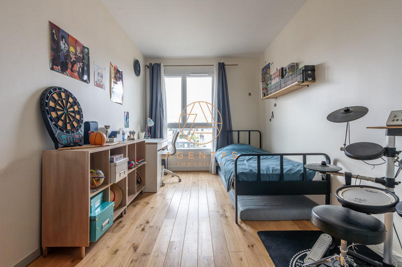 Appartement - 79 m² - 4 pièces