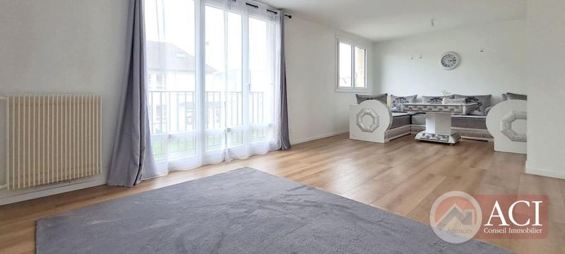 Appartement - 80 m² - 5 pièces