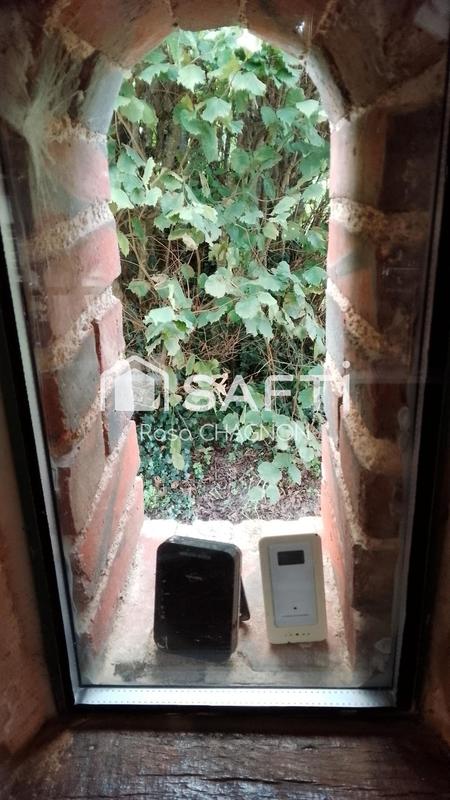 Maison - 300 m² - 12 pièces