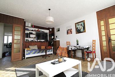 Appartement - 85 m² - 5 pièces