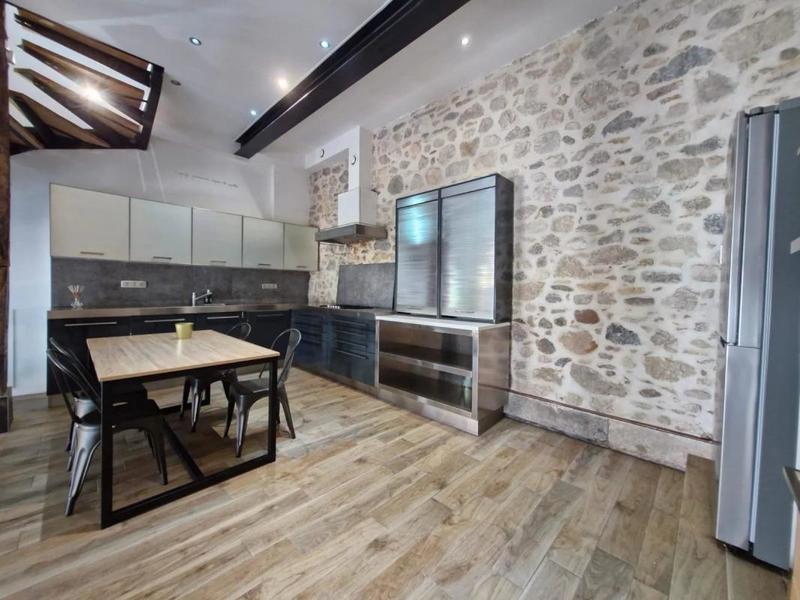 Appartement - 125 m² - 4 pièces