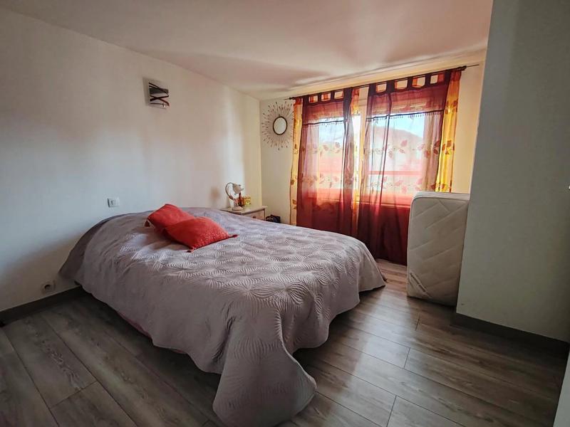 Maison - 143 m² - 6 pièces