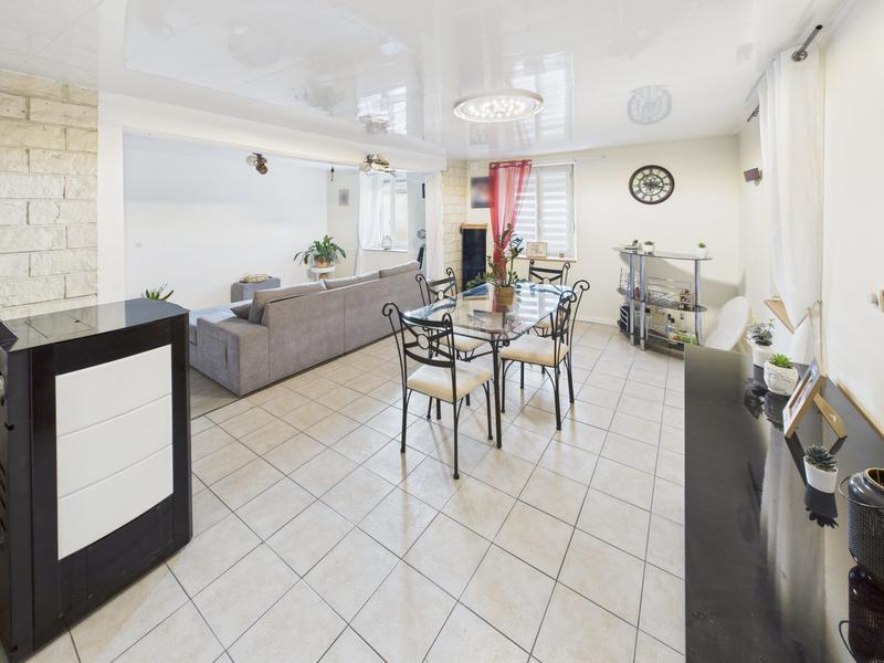 Maison ancienne - 116 m² - 6 pièces