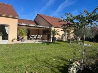 Maison - 163 m² - 4 pièces