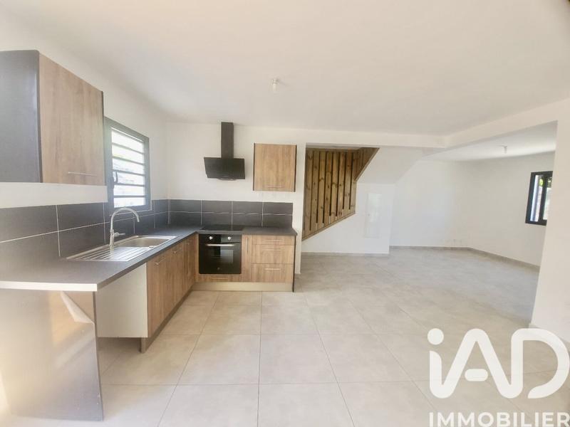 Maison - 183 m² - 3 pièces