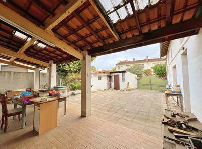 Maison - 182 m² - 7 pièces