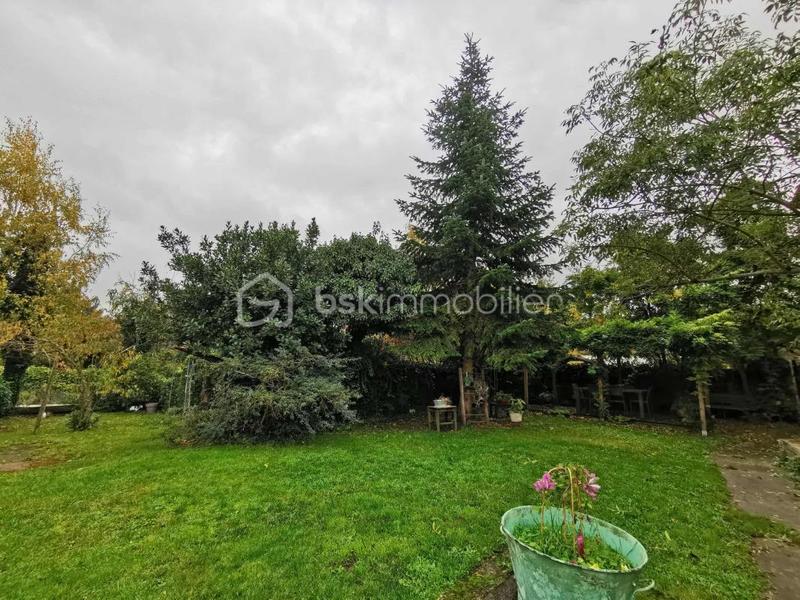 Maison - 212 m² - 7 pièces