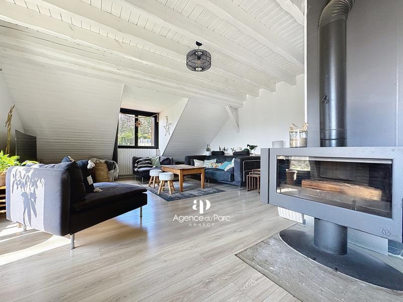 Maison - 345 m² - 12 pièces