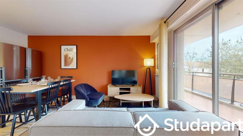 Chambre - 12 m² - 1 pièce