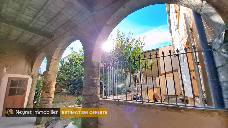 Appartement - 92 m² - 4 pièces