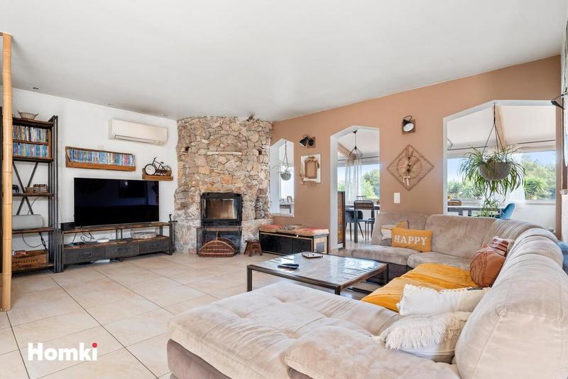 Maison - 171 m² - 6 pièces