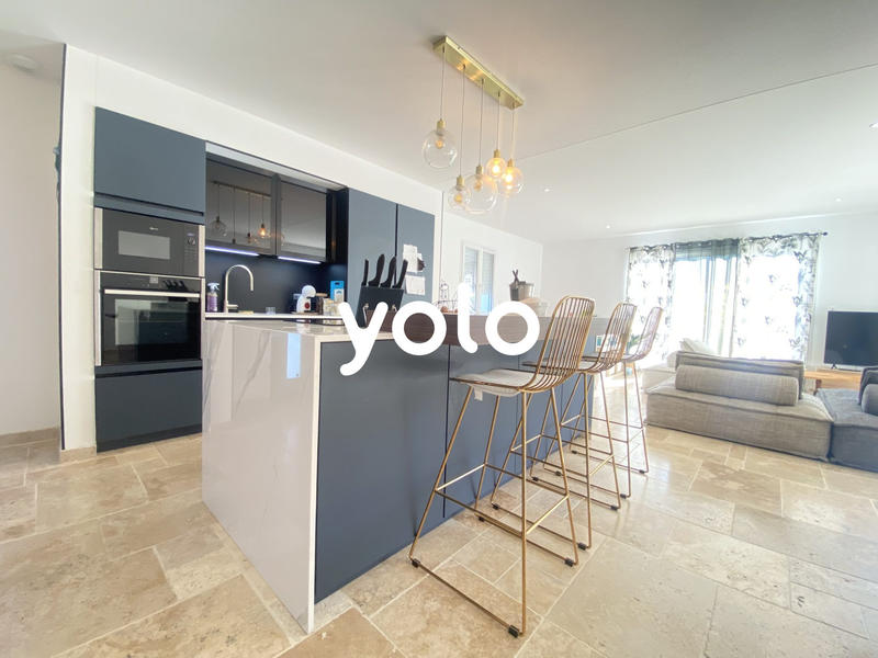 Maison - 101 m² - 5 pièces