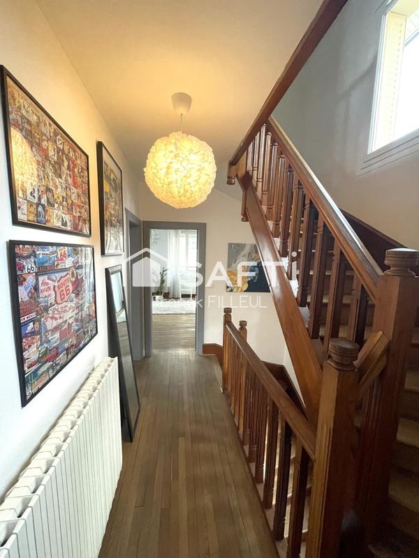 Maison de ville - 190 m² - 7 pièces