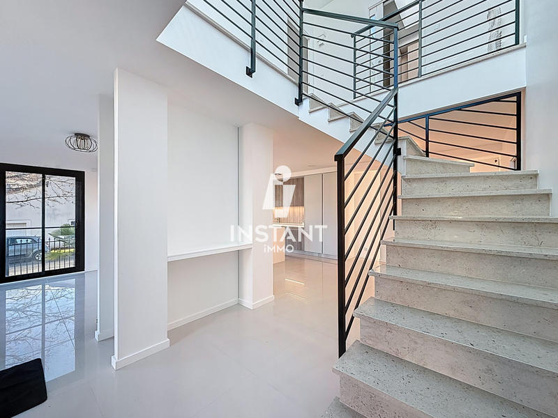 Maison contemporaine - 145 m² - 5 pièces