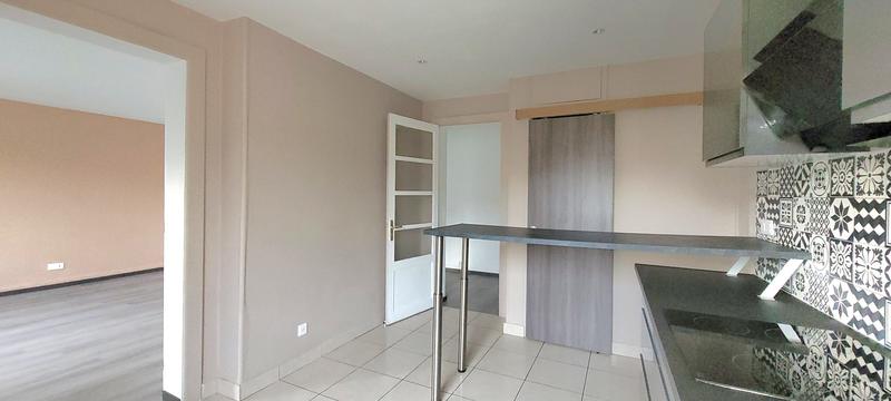 Appartement - 92 m² - 4 pièces