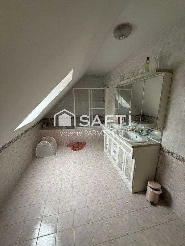 Maison - 186 m² - 5 pièces