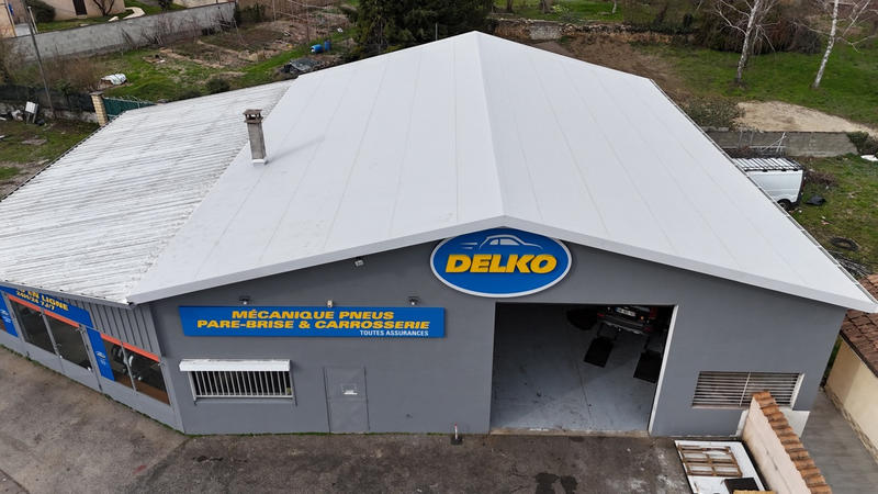 Local d'activités - 352 m²