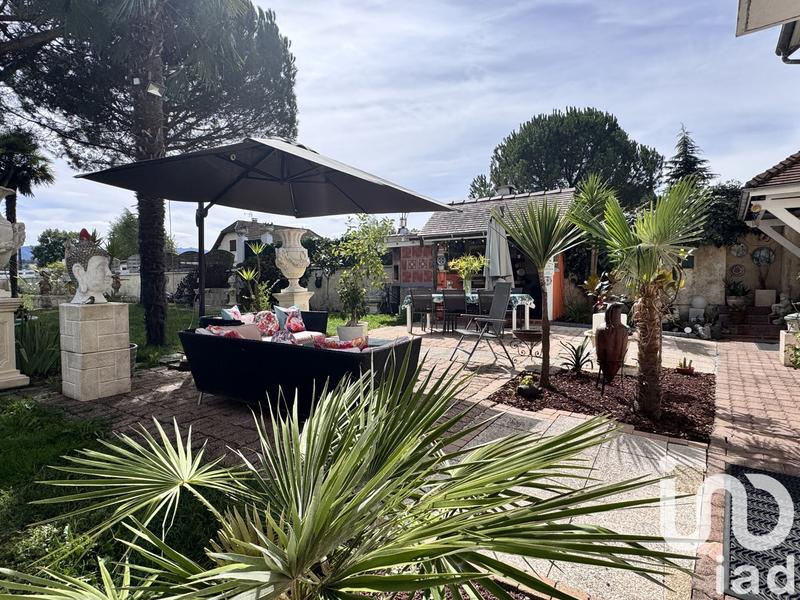 Maison - 181 m² - 7 pièces