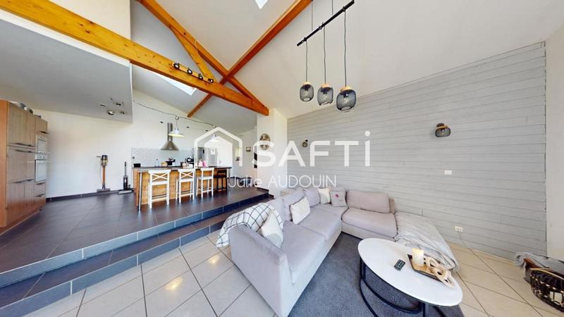 Maison - 217 m² - 9 pièces