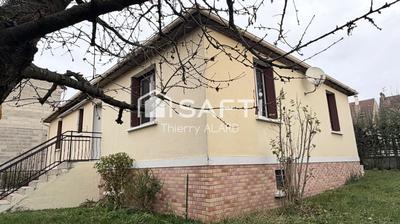 Maison - 100 m² - 5 pièces