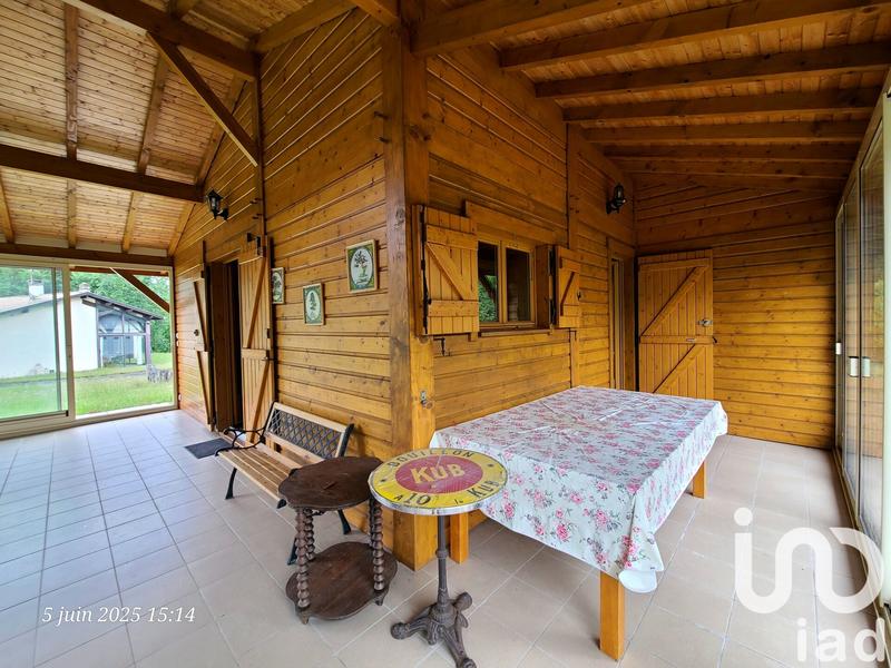 Maison - 232 m² - 8 pièces