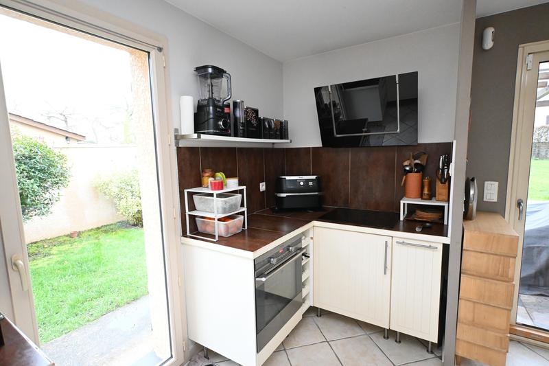 Maison - 99 m² - 6 pièces