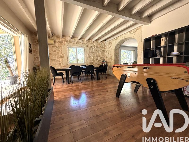 Maison - 200 m² - 7 pièces