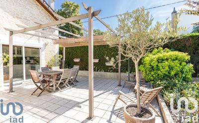 Maison - 140 m² - 6 pièces