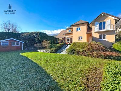 Villa - 180 m² - 7 pièces