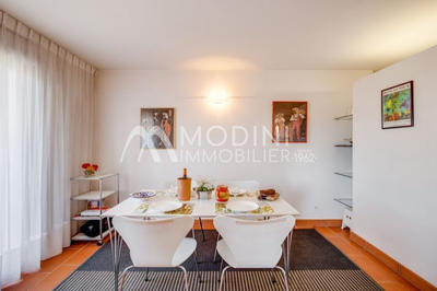 Appartement - 98 m² - 3 pièces