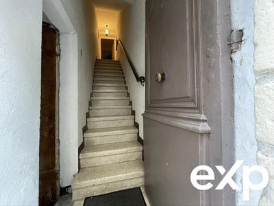 Maison traditionnelle - 92 m² - 4 pièces