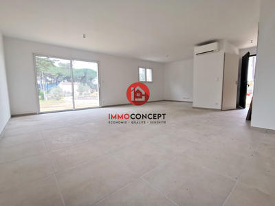 Villa - 93 m² - 4 pièces