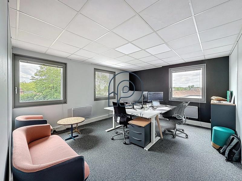 Bureau - 305 m²