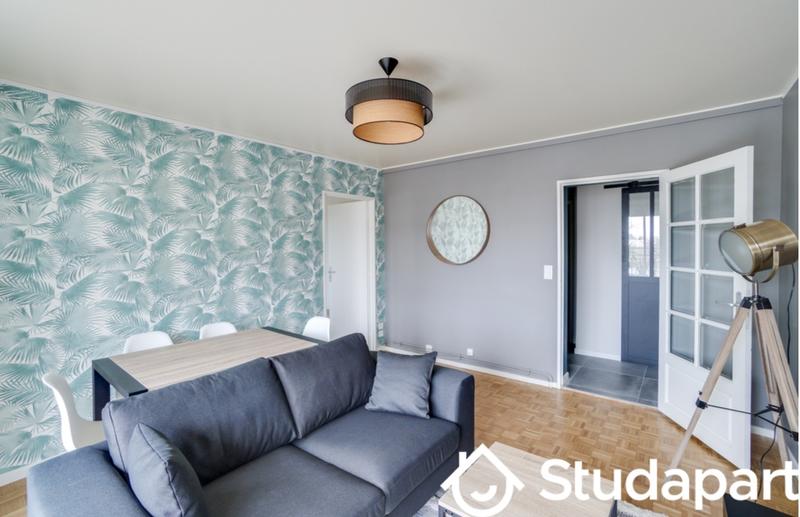 Chambre - 9 m² - 1 pièce