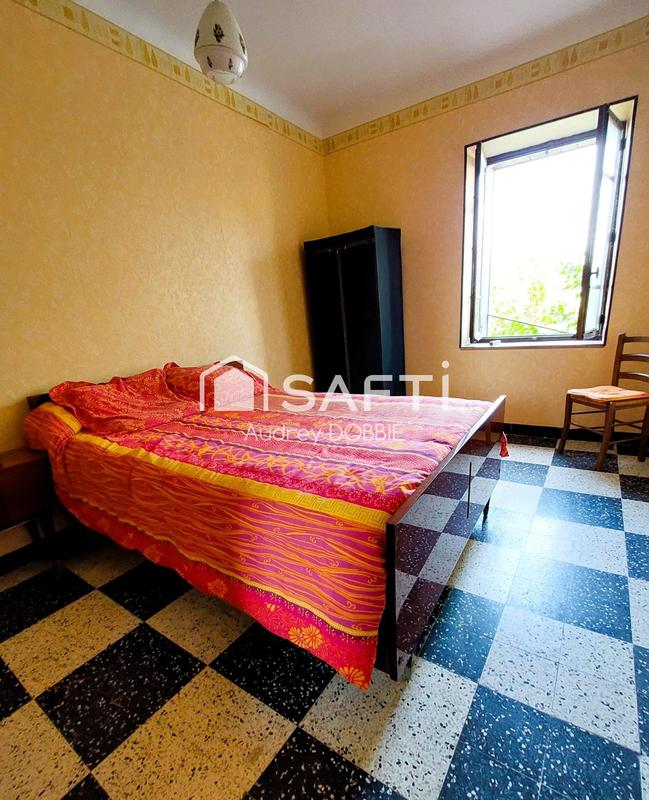 Maison - 123 m² - 8 pièces