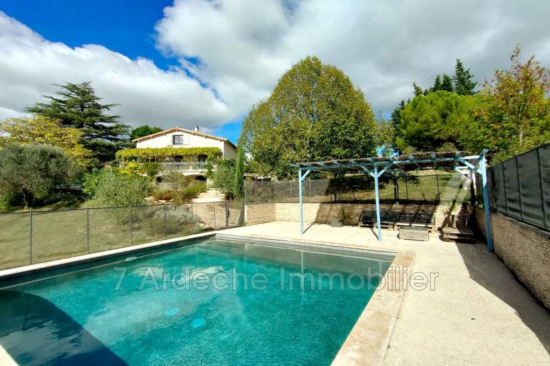 Maison - 175 m² - 5 pièces