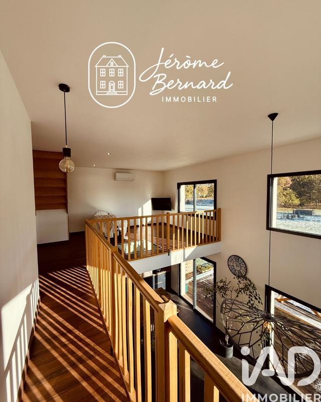 Maison - 178 m² - 7 pièces