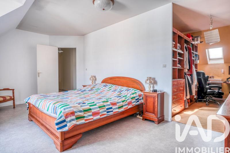 Maison - 136 m² - 7 pièces