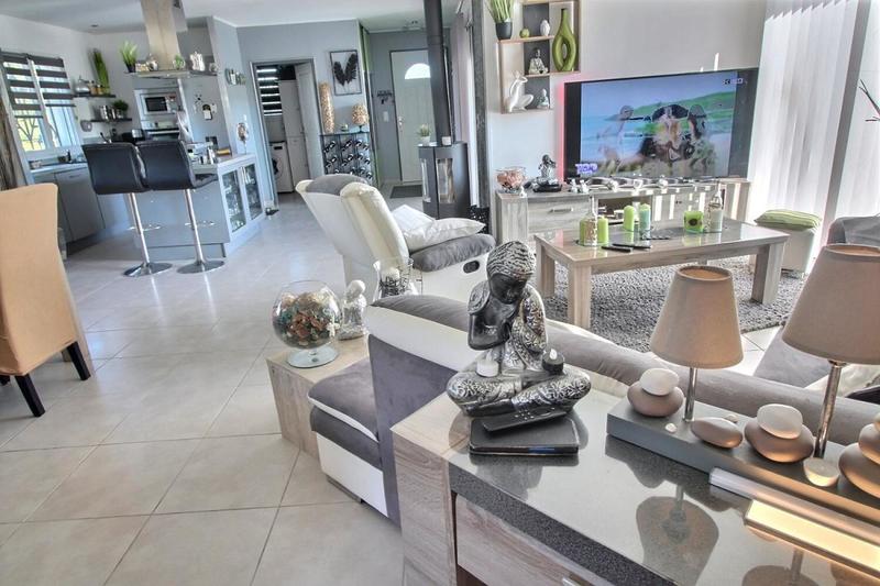 Maison - 112 m² - 5 pièces