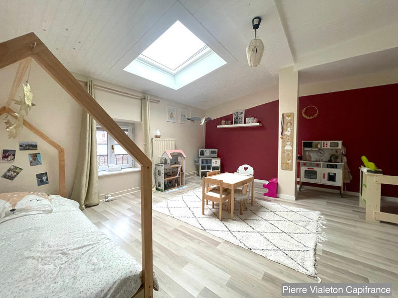 Appartement - 110 m² - 4 pièces